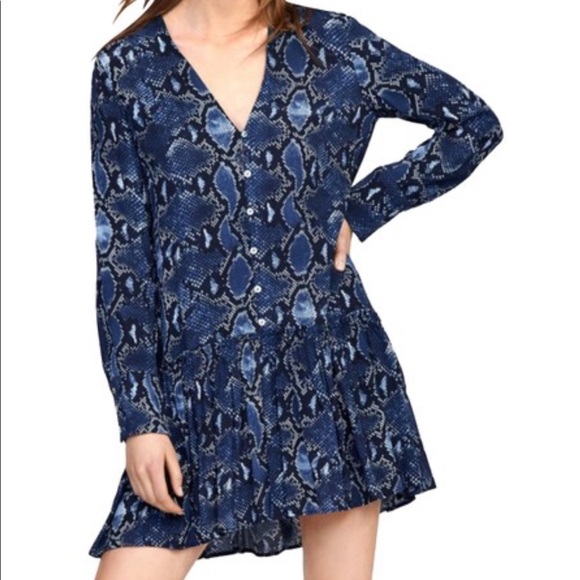 Zara Dresses & Skirts - Zara Blue Snakeskin Print Long Sleeve Dress